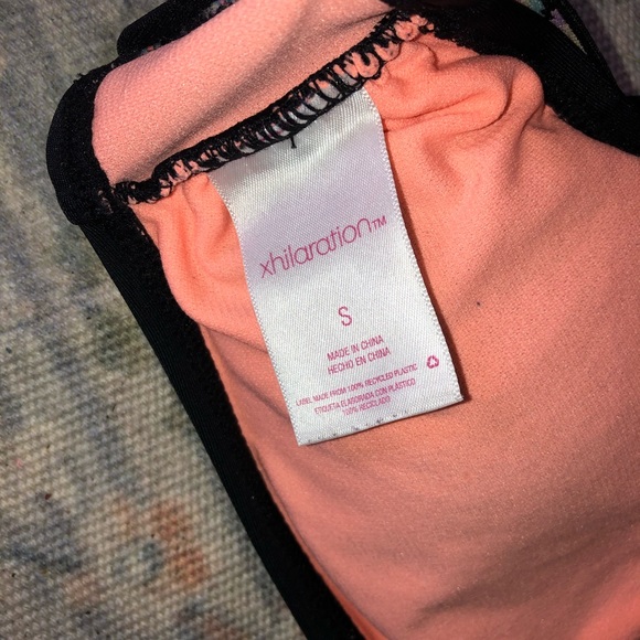 Bikini Set - Picture 6 of 8